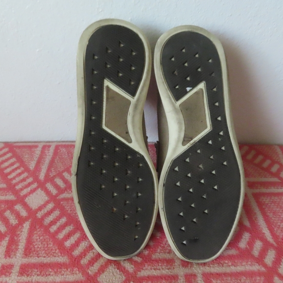 WOLF & SHEPHERD Men\'s Stone White Suede Crossover Loafers sz 7.5